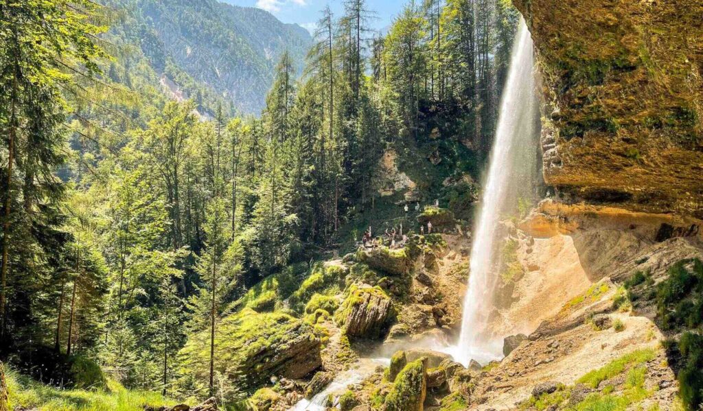 slap-pericnik-kranjska-gora-slovenija